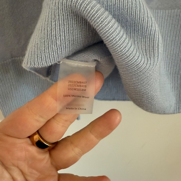 Universal Standard Featherweight Merino Sweater Blue S (14-16) - Picture 6 of 7